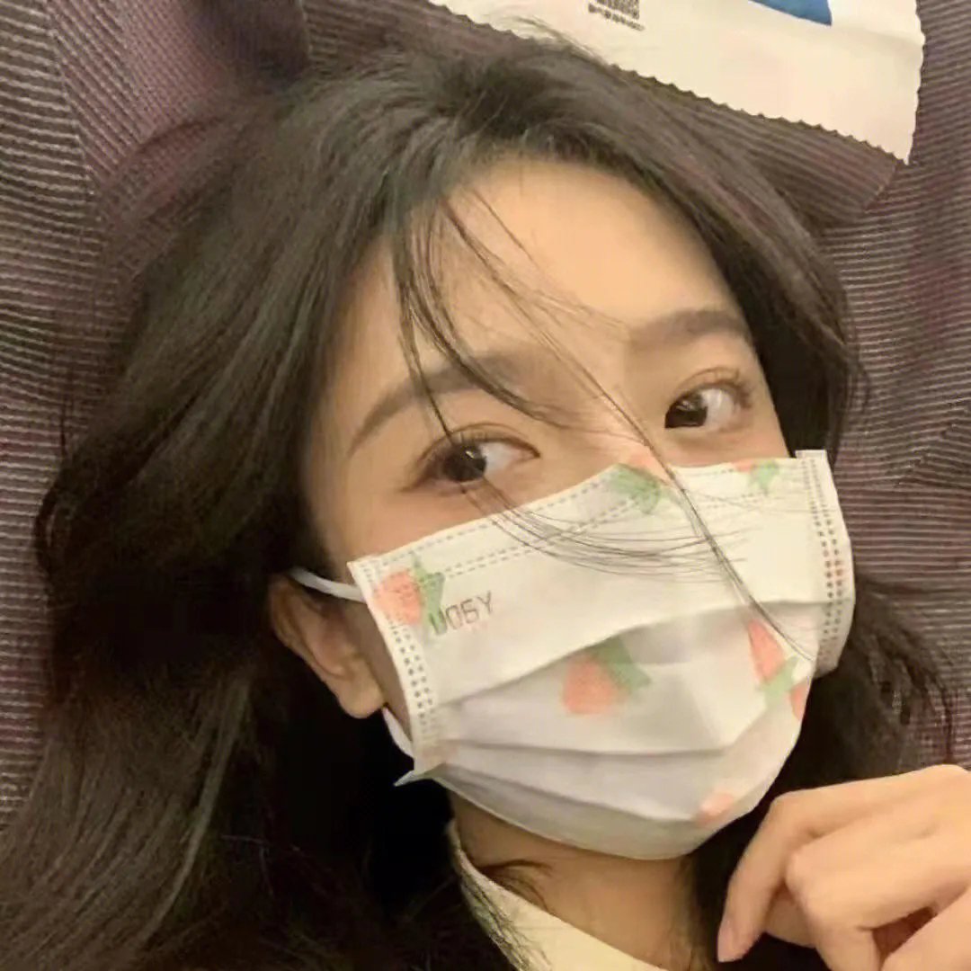 爱丽丝梦游仙境2：镜中奇遇记